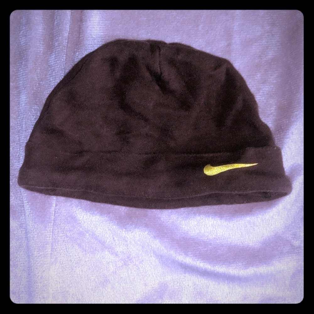 🆓6-9 nike beanie